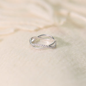 1.0CTW Wavy White CZ Ring